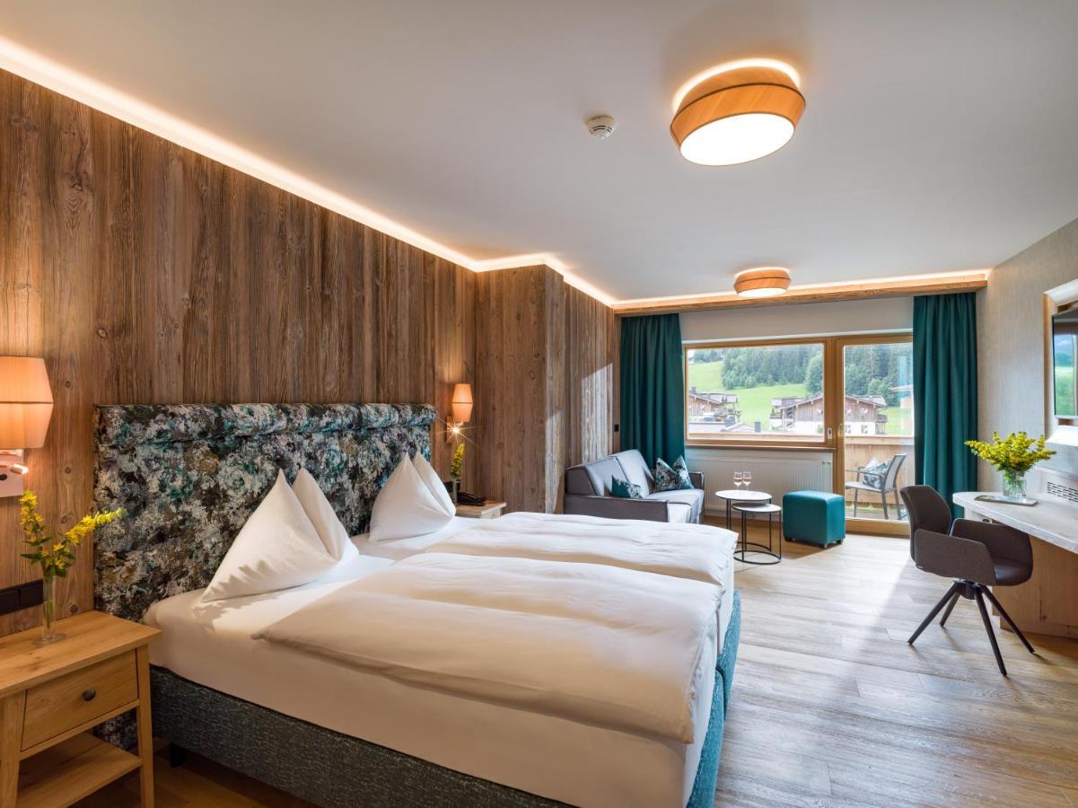 Hotel Zentral ****Superior Kirchberg in Tirol Zewnętrze zdjęcie