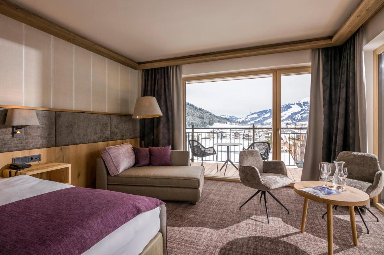Hotel Zentral ****Superior Kirchberg in Tirol Zewnętrze zdjęcie
