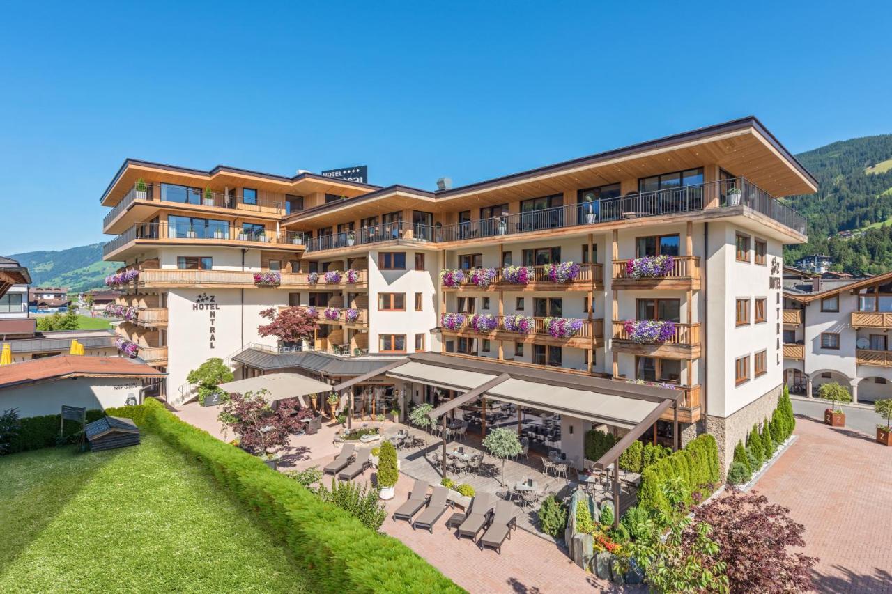 Hotel Zentral ****Superior Kirchberg in Tirol Zewnętrze zdjęcie