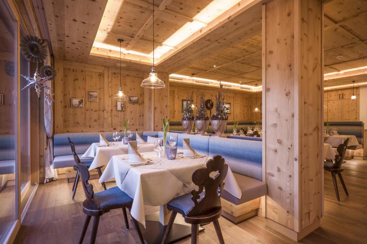 Hotel Zentral ****Superior Kirchberg in Tirol Zewnętrze zdjęcie
