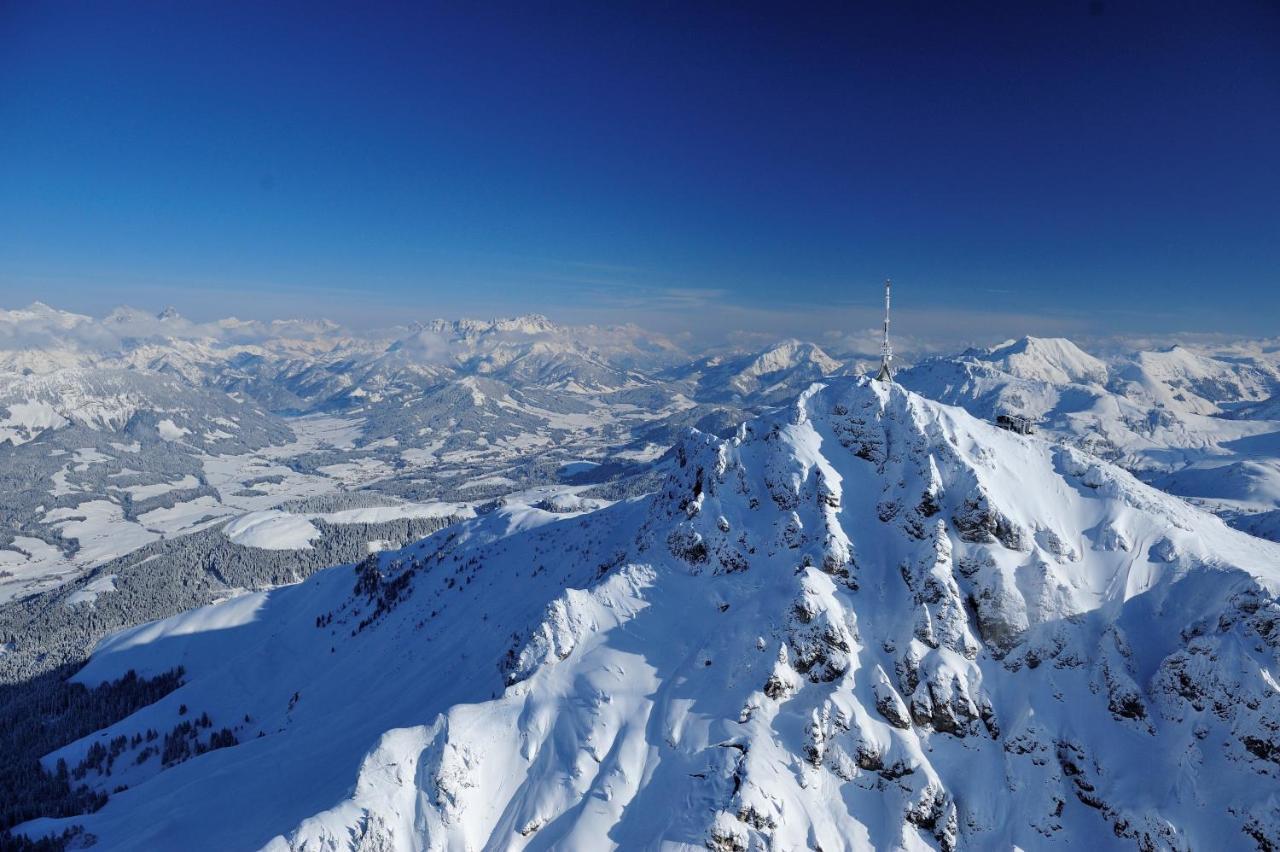Hotel Zentral ****Superior Kirchberg in Tirol Zewnętrze zdjęcie