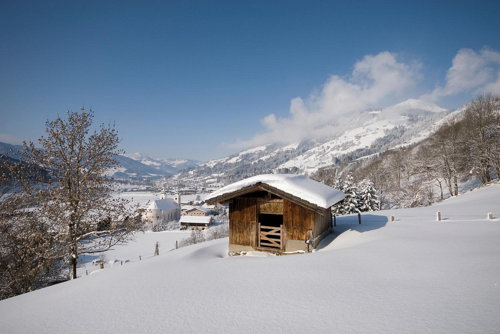 Hotel Zentral ****Superior Kirchberg in Tirol Zewnętrze zdjęcie