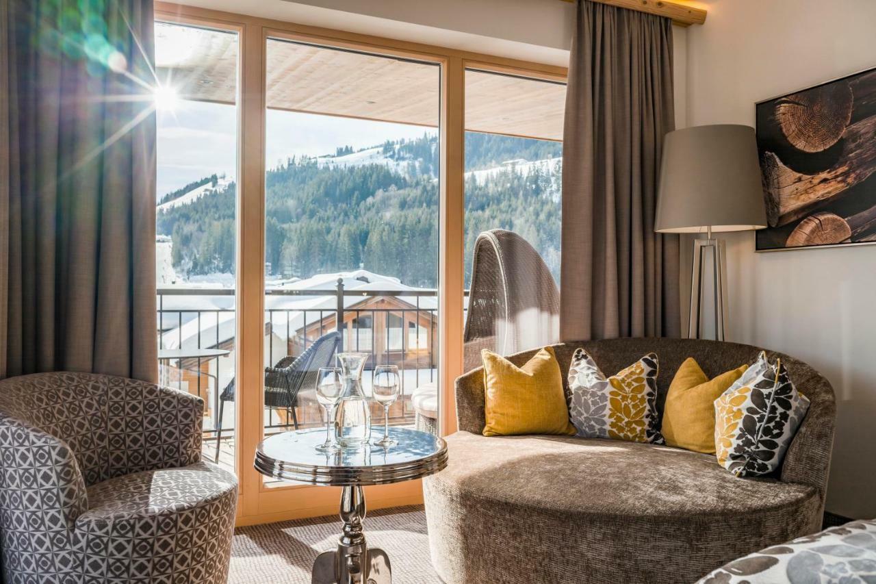 Hotel Zentral ****Superior Kirchberg in Tirol Zewnętrze zdjęcie