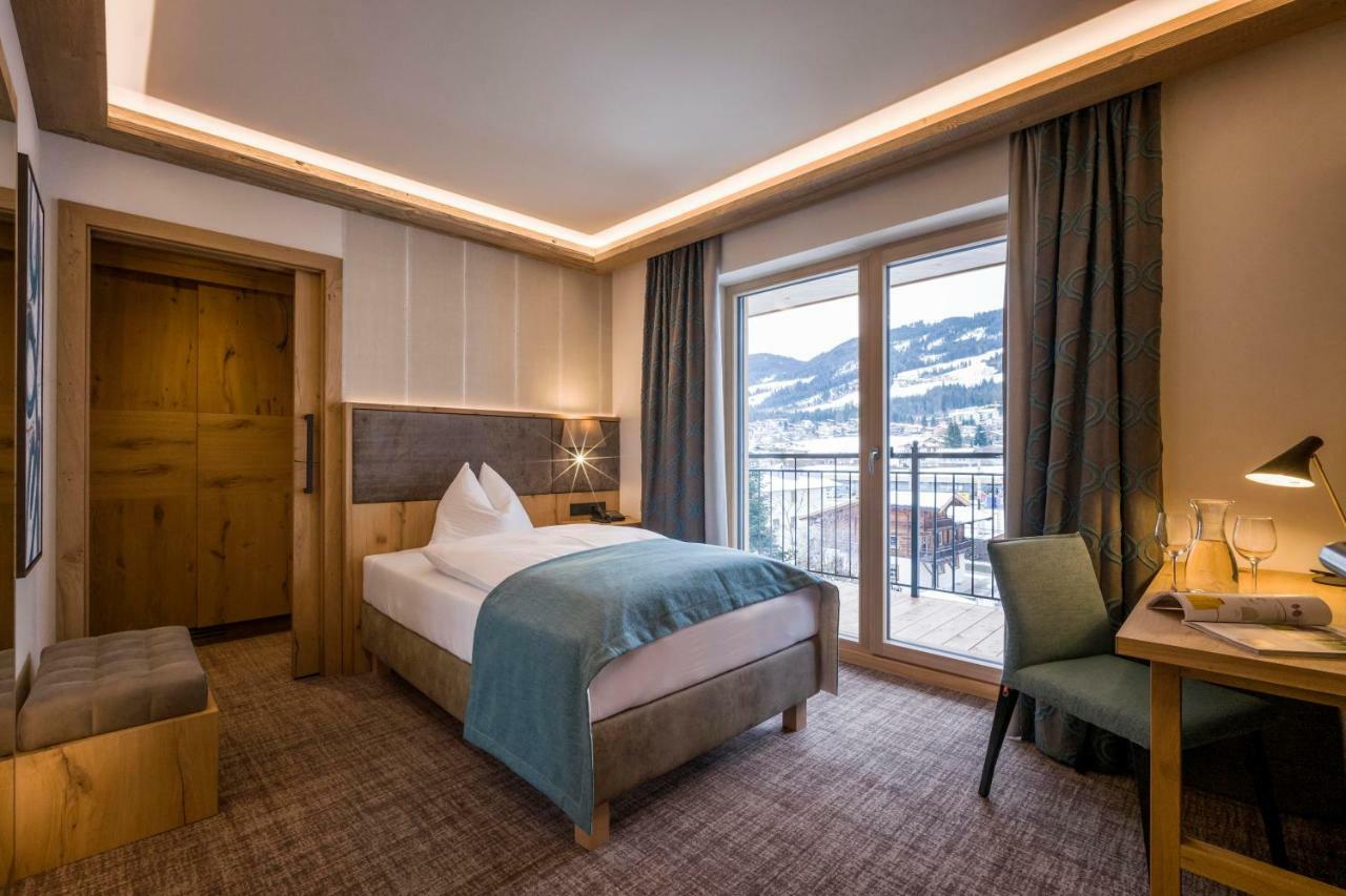Hotel Zentral ****Superior Kirchberg in Tirol Zewnętrze zdjęcie